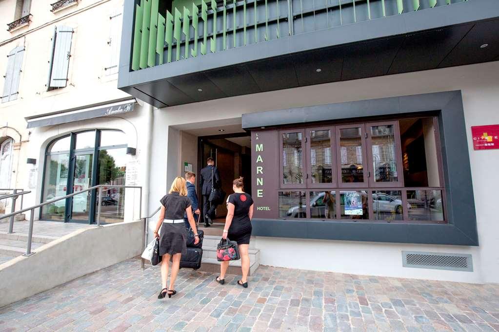 Cit'Hotel De La Marne Tarbes Bagian luar foto