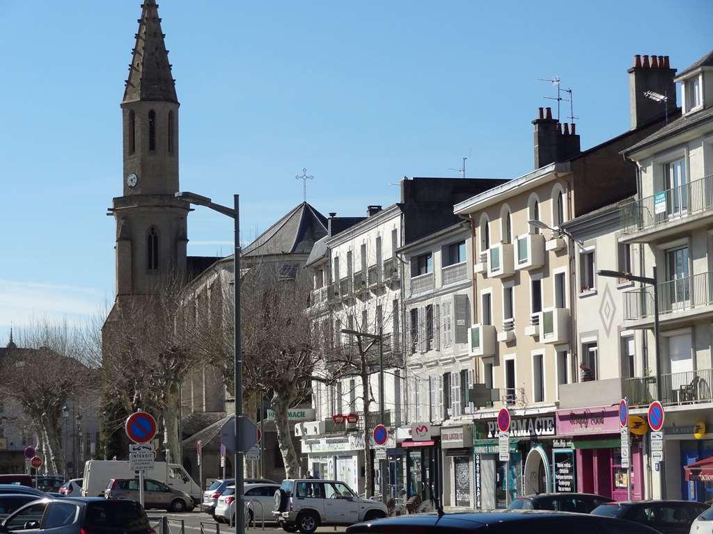 Cit'Hotel De La Marne Tarbes Bagian luar foto
