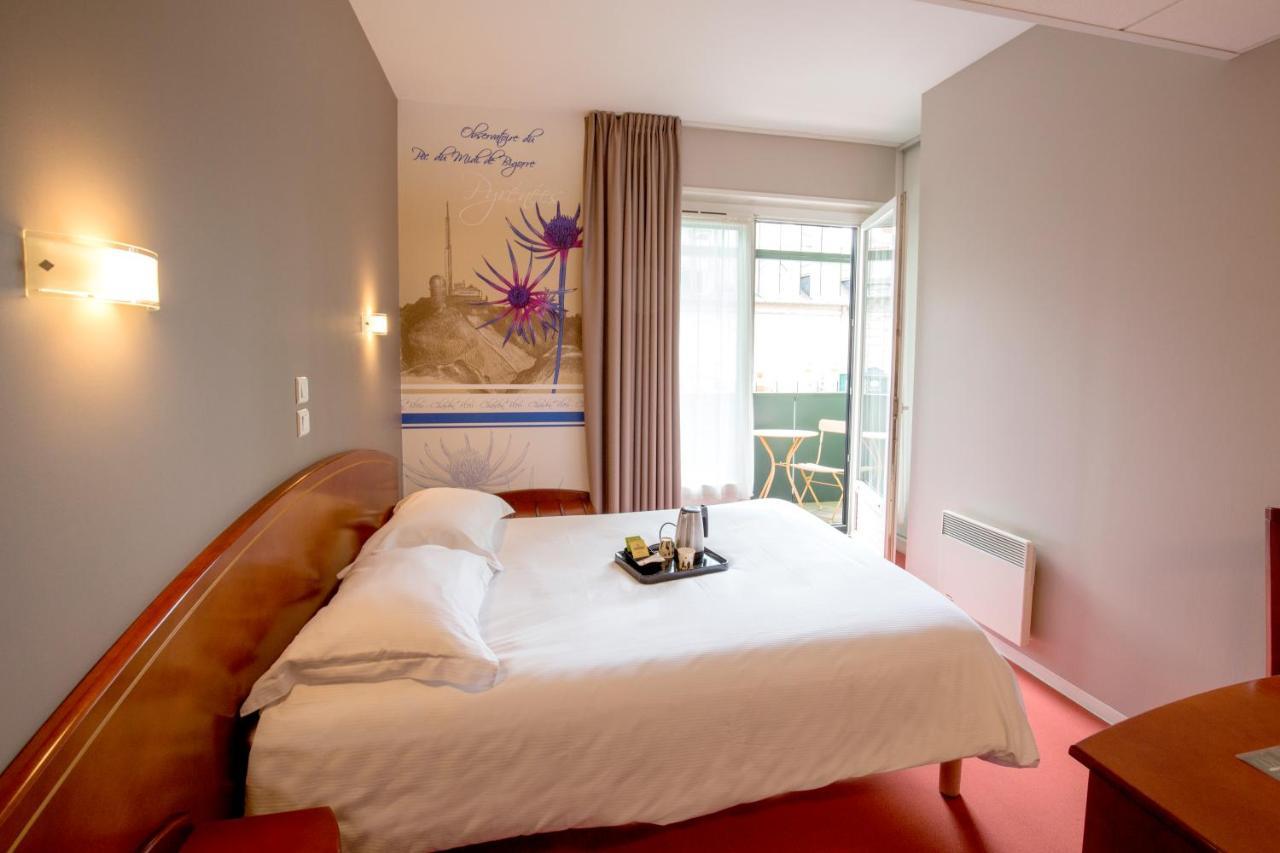 Cit'Hotel De La Marne Tarbes Bagian luar foto