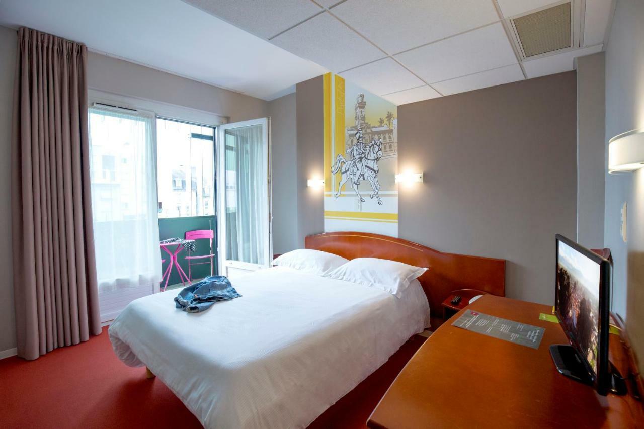 Cit'Hotel De La Marne Tarbes Bagian luar foto